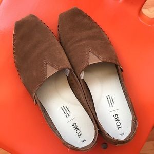 Tom's Dark Amber Suede Classics Size 9